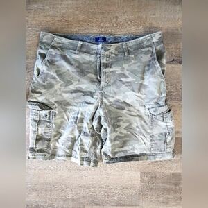 Men's Camo Cargo Shorts, Size 38, George's, In Great Used Condition